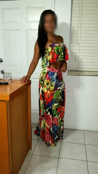 Cara, 36