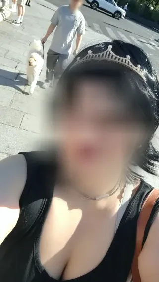Fatma, 40