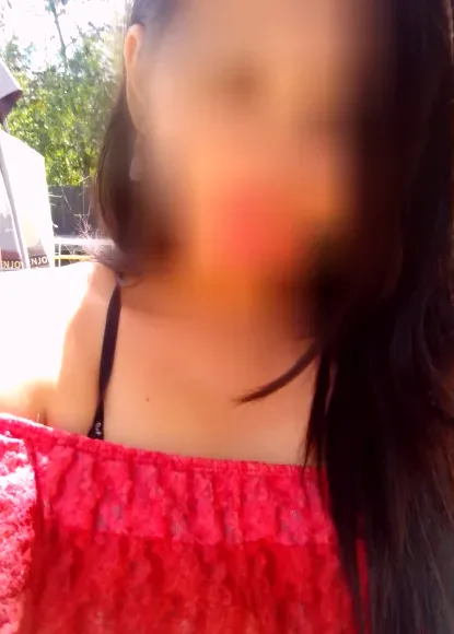 Hannah, 31