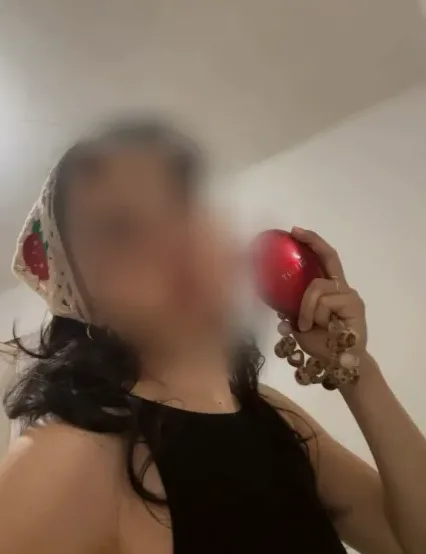 Pia, 21